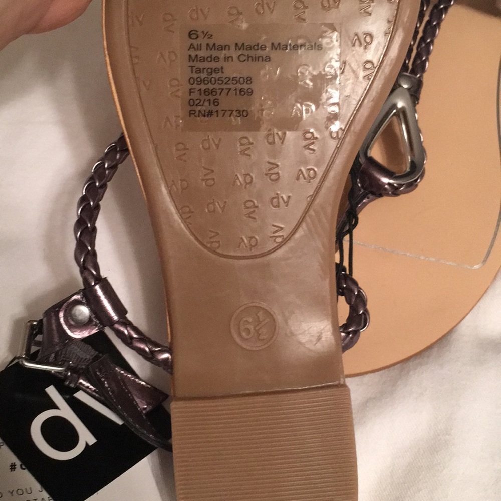 Sandals - Picture 4 of 4